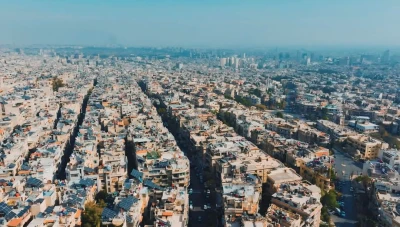 "هيومن رايتس ووتش" تطالب برفع العقوبات التي تعرقل تعافي سوريا وإعادة الإعمار