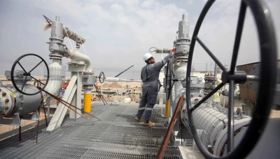 العراق يدرس توسيع تصدير النفط عبر خطوط تصل إلى سوريا