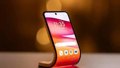 "موتورولا تقدم مفاهيم مبتكرة في Lenovo Tech World '23: شاشة قابلة للتكيف وذكاء اصطناعي متقدم