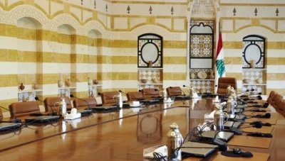 الرئيس اللبناني ينفي وجود ضباط من نظام الأسد في لبنان