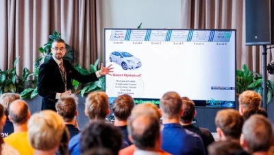 الدكتور محمد الديباجة يحصل على بـراءة اخـتراع جديـدة في اليابان لتقـنية السيارات ذاتية القيادة