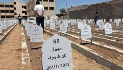 صور مؤثرة من مقـ.ـبرة في سوريا تكشف عن معـ.ـاناة لا تزال حاضرة في الذاكرة