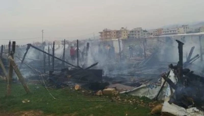 اندلاع حريق مدمر في مخيم للاجئين السوريين بلبنان: فيديو يوثق الكارثة