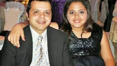 محمد هنيدي يحتفل بخطوبة ابنته فريدة في حفل عائلي بسيط