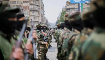 وزارة الدفاع تستعد لفتح باب عودة صف الضباط المنشقين إلى الجيش