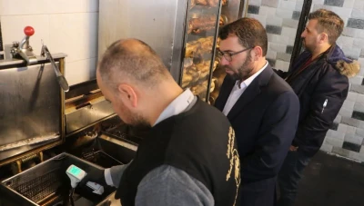 رقابة مشددة على زيوت القلي بعد اعتماد تقنيات فحص حديثة