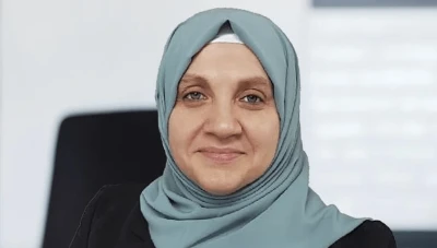 عائشـة الدبـس تـرد على الانتقـادات وتـؤكـد: سـنبني نمـوذجـاً فـريـداً للمـرأة السورية