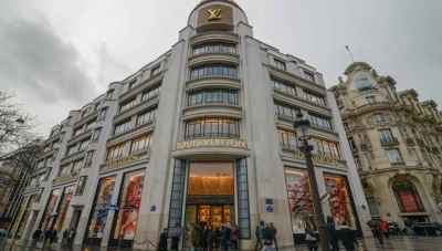 شركات الأزياء الفاخرة الأوروبية تواجـه خسـائر تاريخية بسبب التبـاطؤ الاقتصادي في الصين