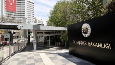 الخارجية التركية تنتـقد تمـديد العقـوبـات الأمـريـكية على سوريا: خطوة لا تعكس الواقع