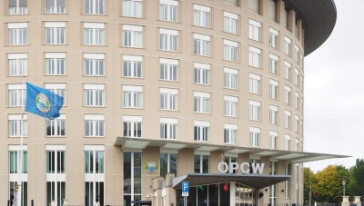 السفارة الأمريكية في دمشق تحذر المواطنين الأمريكيين: إجراءات طارئة للمساعدة في سوريا