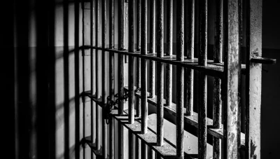 إصدار عفو عام عن المـساجين