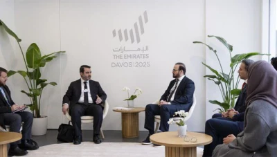 الإمارات تؤكد دعمها لاستقلال سوريا وسيادتها خلال لقاء في منتدى دافوس