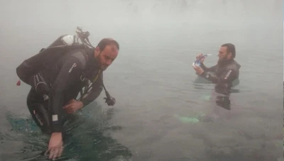 فرق الدفاع المدني تواصل البحث عن طفل في نهر بردى بريف دمشق