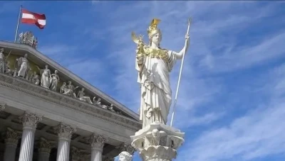 النمسا تعلق لمّ شمل أسر اللاجئين حتى 2026 مع استثناءات للحالات الإنسانية