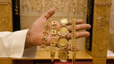 توقعات صادمة: الذهب في سوريا يتجاوز 100 دولار للغرام والدولار نحو 15 ألف ليرة قريباً