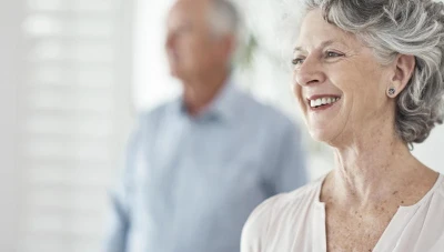 تحليل الإحصائيات يظهر أن النساء يتمتعن بعمر أطول من الرجال