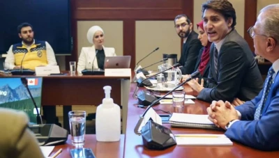 بالصور: الدفاع المدني السوري يجتمع مع رئيس الوزراء الكندي لبحث دعم جهود التعافي في سوريا