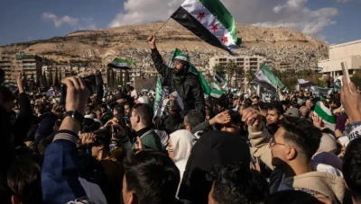 محادثات معـقـدة حول مـصير القـوات الكـ.ـرد.ية في سوريا: خطوات نحو اتفاق محتمل