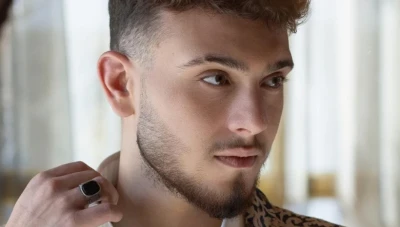 الفنان الشامي يـثير الجـدل بتغريدة حول النزوح ونجاح أغانيه عالمياً