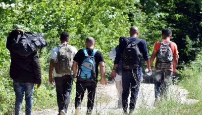 اتفاق تعاون بين ألبانيا وإيطاليا: المحكمة العليا توافق على إنشاء مراكز لمعالجة اللجوء ومخاوف حقوقية تثير جدلاً