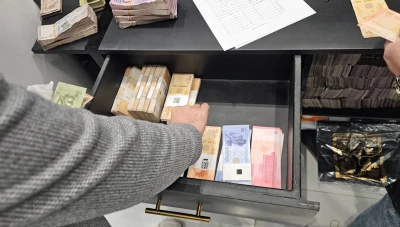 ندرة العملة السورية الجديدة في الأسواق بعد شهر من بدء الاستبدال