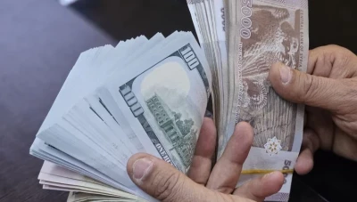 سعر صرف الليرة السورية عند افتتاح يوم الاثنين