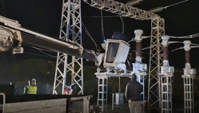 بدء توليد الكهرباء من سد تشرين بعد ربطه بالشبكة الكهربائية السورية