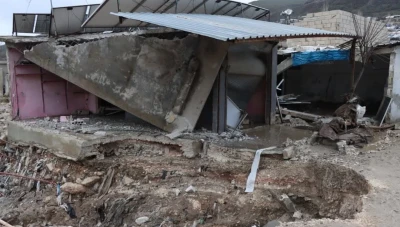 زيارة حكومية إلى مخيمات خربة الجوز لتقييم أضرار السيول غربي إدلب