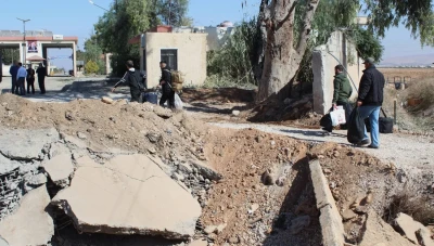 إسـر.ائـيل تسـتهـدف 7 معـابر حـدودية بين سوريا ولبـنان لوقـف تهـريـب أسـلـ.ـحة إلى حـ.ـز.ب الله