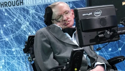 ستيفن هوكينغ ضمن قائمة جرائم إبستين الجنسية.. اندبندنت تكشف التفاصيل