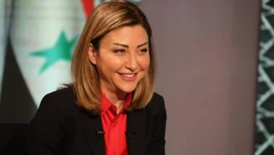 صورة للمستشارة الرئاسية لونا الشبل من داخل العناية المشددة