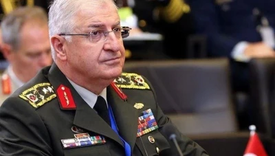 وزيـر الدفـاع التركي: ترامـب قد يـسـحب قـواتـه من سوريا والمـعارضة نـواة الجـيـش السـوري المستقبلي