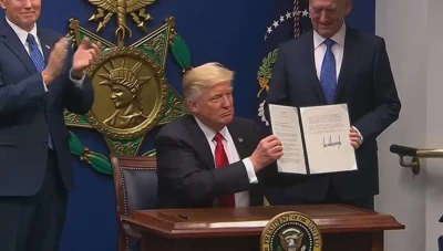 واشنطن تدرس توسيع حظر السفر ليشمل مواطني 36 دولة جديدة