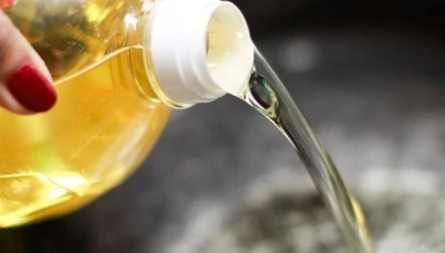 زيوت القـلي المستـعمـلة: خـ.ـطر صـحي يـهـ.ـدد حـيا.ة السوريين من الوجـبات السـريعة إلى صناعة الصابون