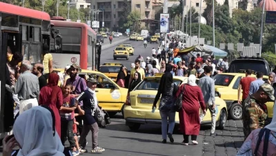 أزمـة الخدمات والنقل: تحـديات لعشرات الآلاف في ريف دمشق مع انحـصار سبل النقل العام