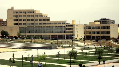 من مـدرجـات جامعـة حلب إلى أقـبية فـرع الخـطيب: حكـاية أسـتاذ جـامعي خلـف القضـبان