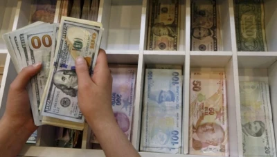 تحركات الأسواق: الذهب والبتكوين يصعدان.. والليرة التركية تتراجع