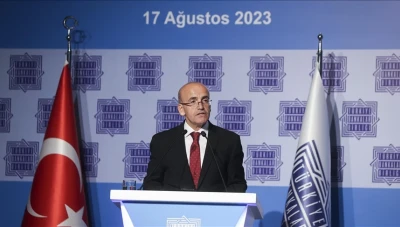 وزير المالية التركي يوضح: السوريون ملزمون بالضرائب كما الجميع