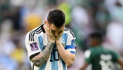 جـ.ـدل واسـع بين الشيخ العفاسي والمغنية احلام حول ميسي