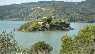 جزيرة "القصر" في سوريا: أصغر جزيرة مأهـولة في الشرق الأوسط