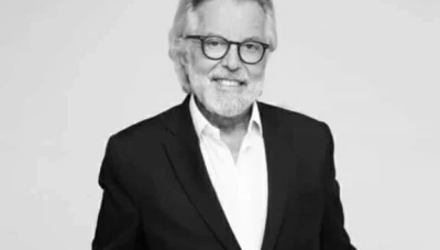 رحيل سيمون مندلق: مصفف الشعر اللبناني الذي أبدع على مدار خمسين عامًا في خدمة النجمات والشخصيات الملكية