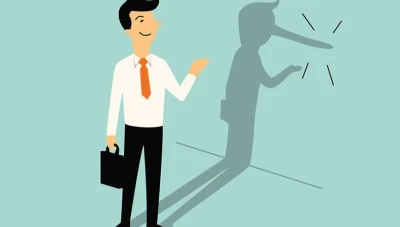 أشهر 5 كذبات يكذبها الرجل على زوجته