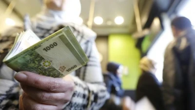 انخفاض متواصل تسجله الليرة السورية الآن