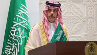 فيديو لوزير الخارجية السعودي يثير تفاعلا في مواقع التواصل