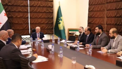 سوريا ولبنان يبحثان تسهيلات جديدة لحركة الشاحنات والمسافرين بين البلدين