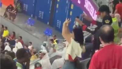 بالفيديو.. طرد مشجعة من مونديال قطر بمباراة صربيا وسويسرا