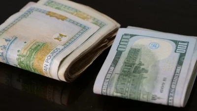 إنخفاض متواصل تسجله الليرة السورية عند افتتاح يوم الخميس