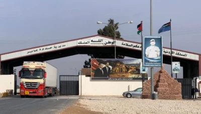 سوريا والأردن توافقان على إلغاء ضريبة الديزل للحافلات بين البلدين