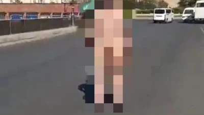 بالفيديو .. القـاء القبـض على رجل يمشي عـاريـاً في ساحة الأمويين بدمشق