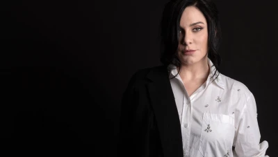 فنانون سوريون يطالبون بتجريم إنكار جـ.ـرائم الحـ.ـرب ويعلقون على تصريحات سلاف فواخرجي